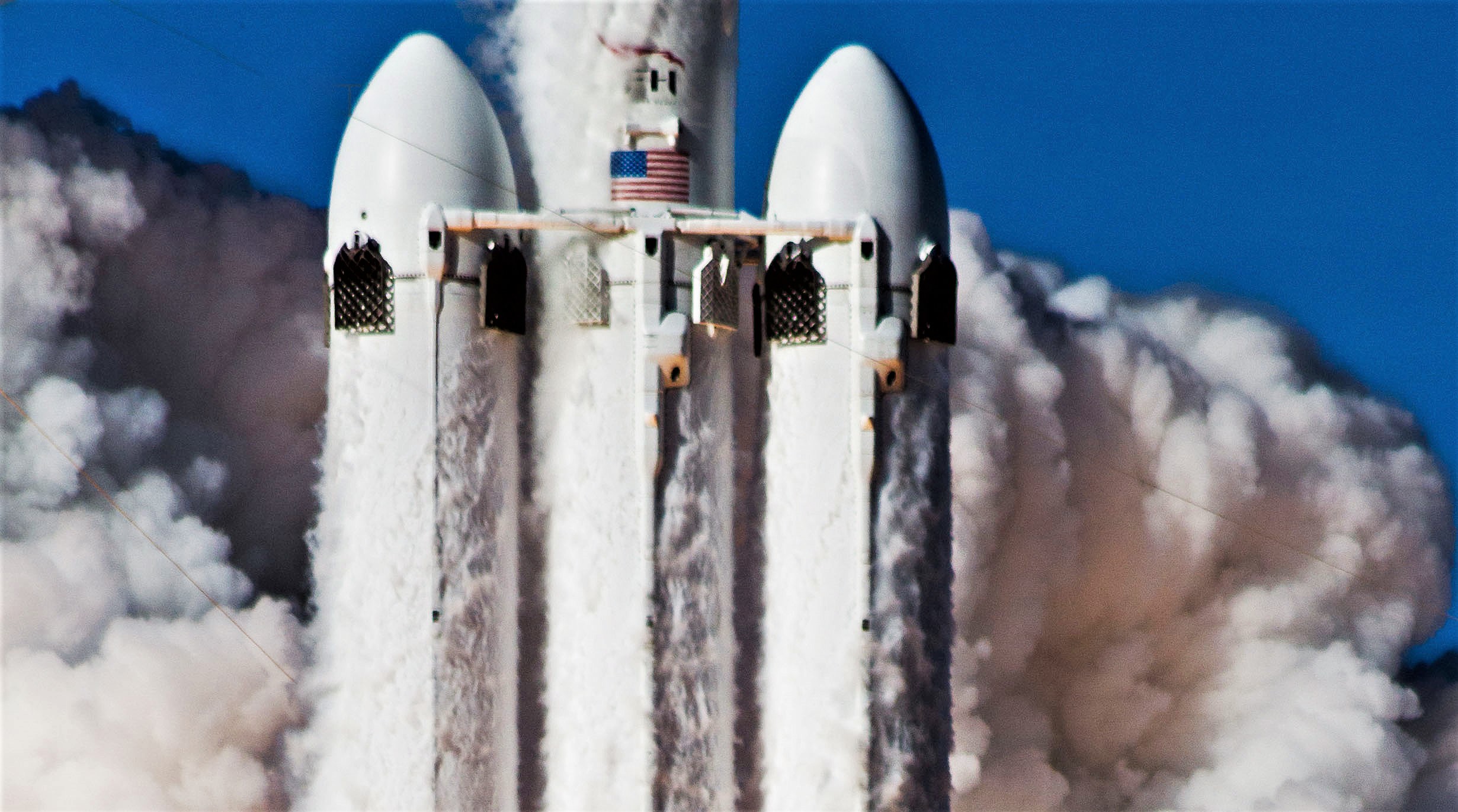Falcon Heavy takes flight (Tom Cross) crop 2