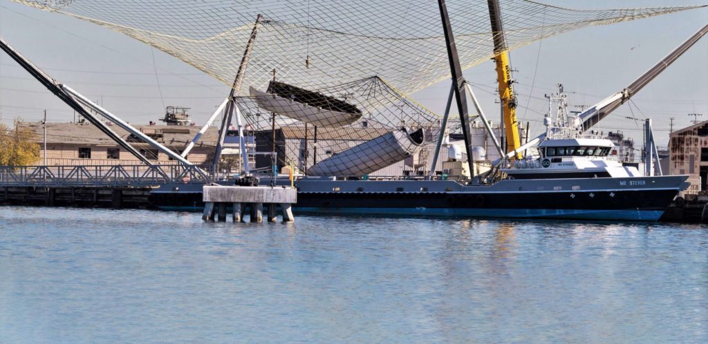 Mr. Steven was captured performing tests with a duo of fairings and nets at its Port of LA berth, January 22nd. (Pauline Acalin)