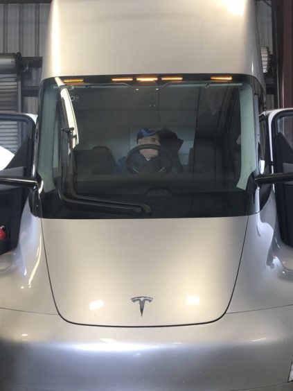 Get Tesla Pickup Reservation Pictures