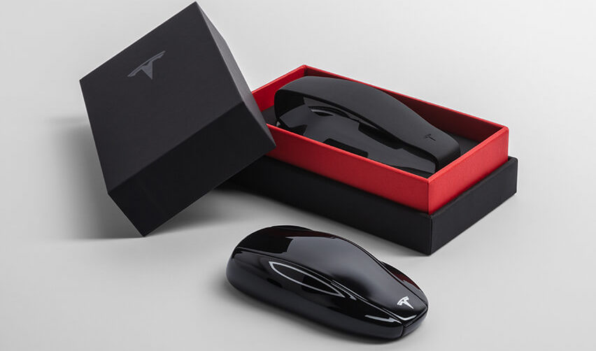 The Tesla Model S key fob looks like a Model S