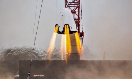 SpaceX's 'DragonFly' prototype was briefly used to test Dragon 2's propulsive landing capabilities before the program was cancelled. Most of the technology remains a part of Crew Dragon, however... (SpaceX)