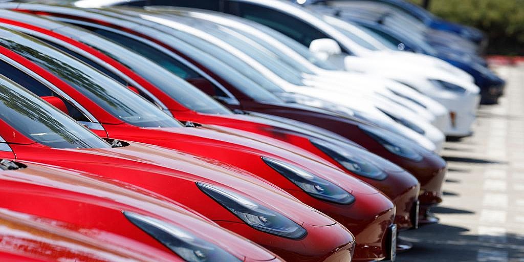 Americans are ‘very likely’ to buy an EV as their next car now more than ever Auto Recent