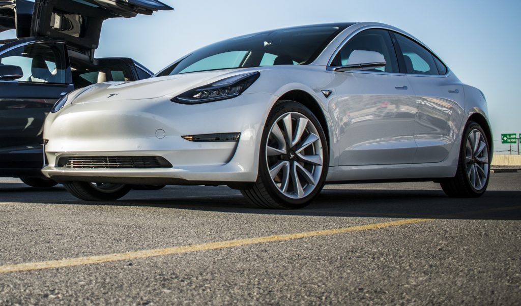 Tesla Model 3 excluded from Edmunds list of best EVs under $40k