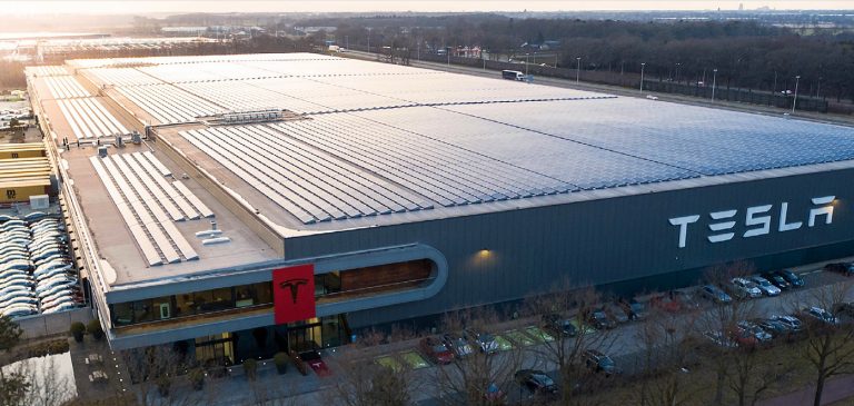 tesla tilburg