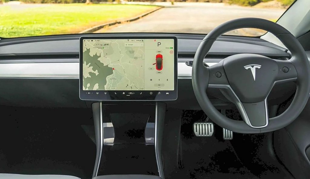 2021 tesla model on sale 3 sound system
