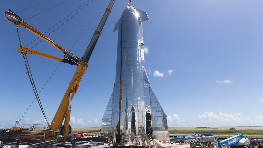 SpaceX's Starship Mk1 halves mated to reach full stack ...
