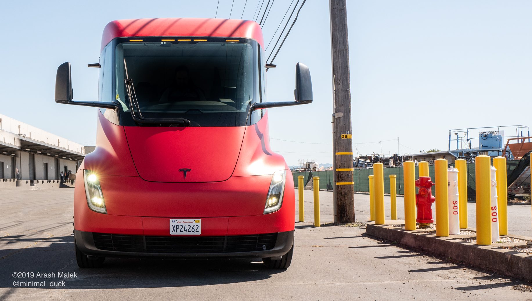 photo of Tesla adds several new Semi jobs to Gigafactory 1 image