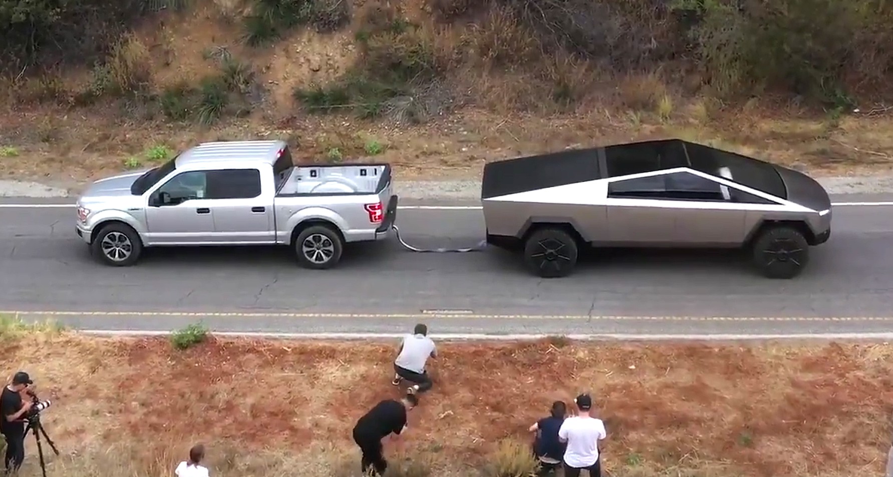 Tesla Cybertruck To Challenge Ford F 150 In Tug Of War Rematch