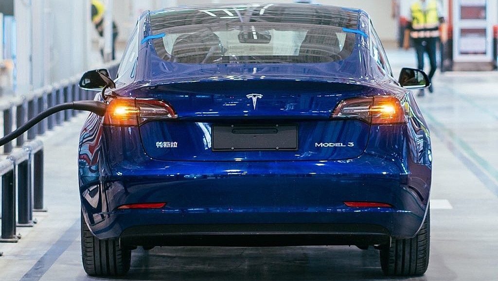China-made Tesla Model 3 emblem with name.
