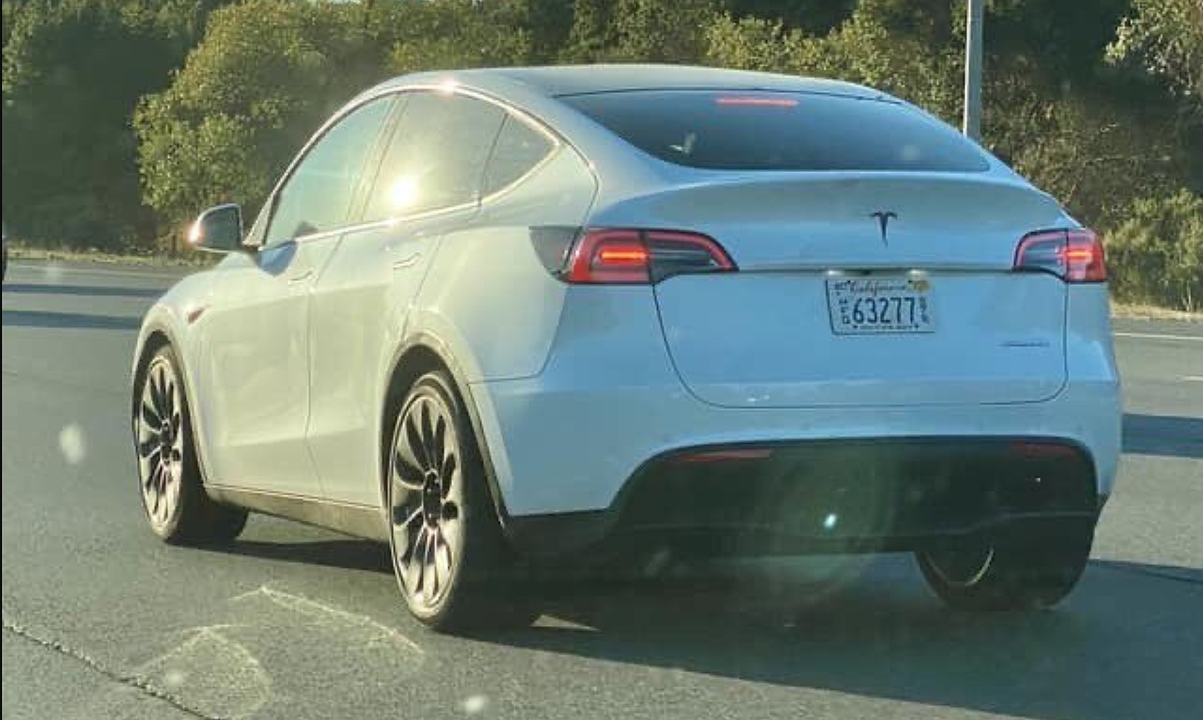 Tesla Model Y Spotted With Wind Turbine Wheels From Model 3
