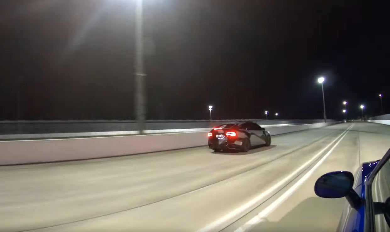 Tesla Model X Raven vs. 2019 Dodge Challenger R/T 1320