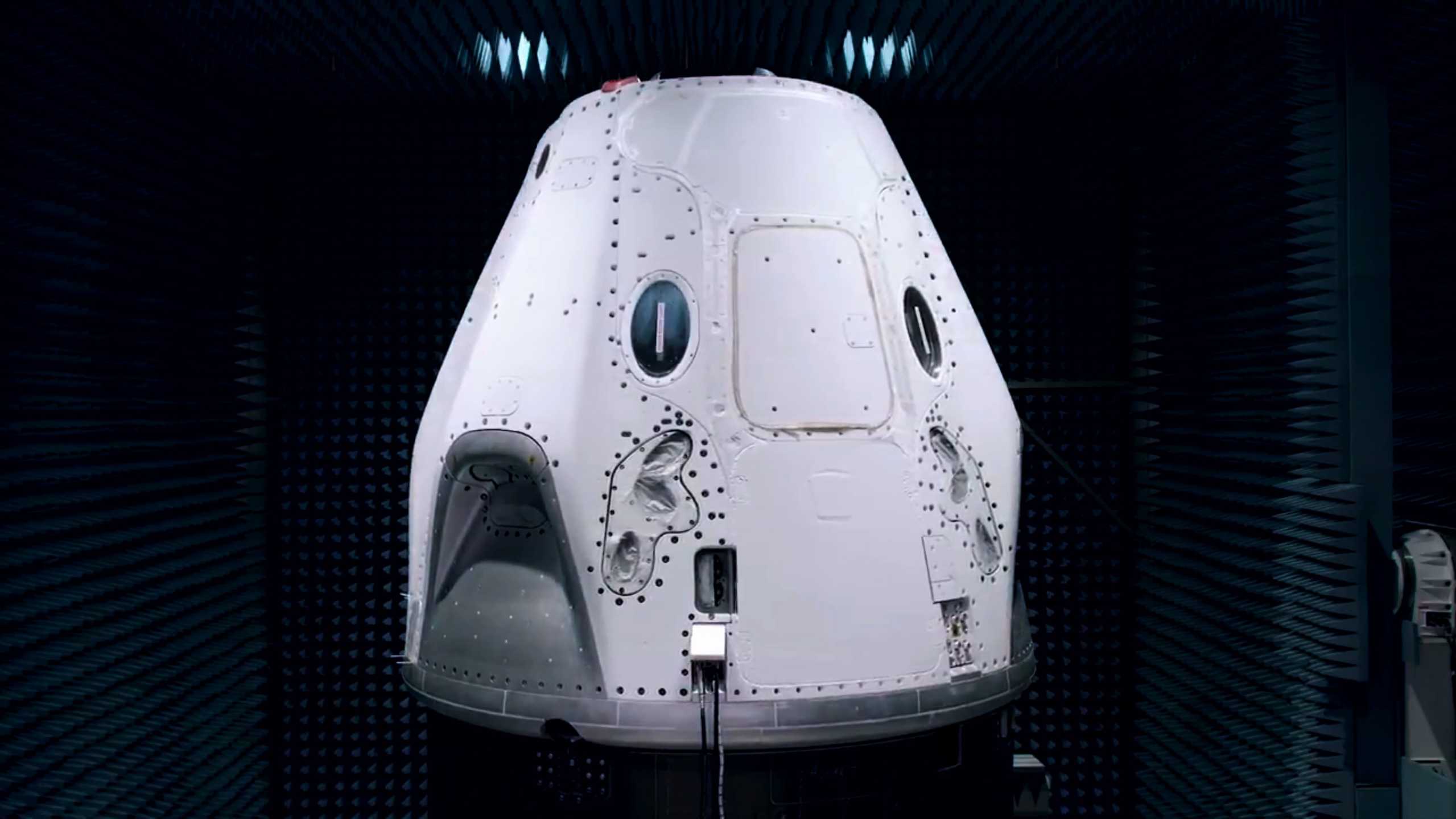 Crew Dragon C206 EMI test Feb 2020 (SpaceX) 8 (c)