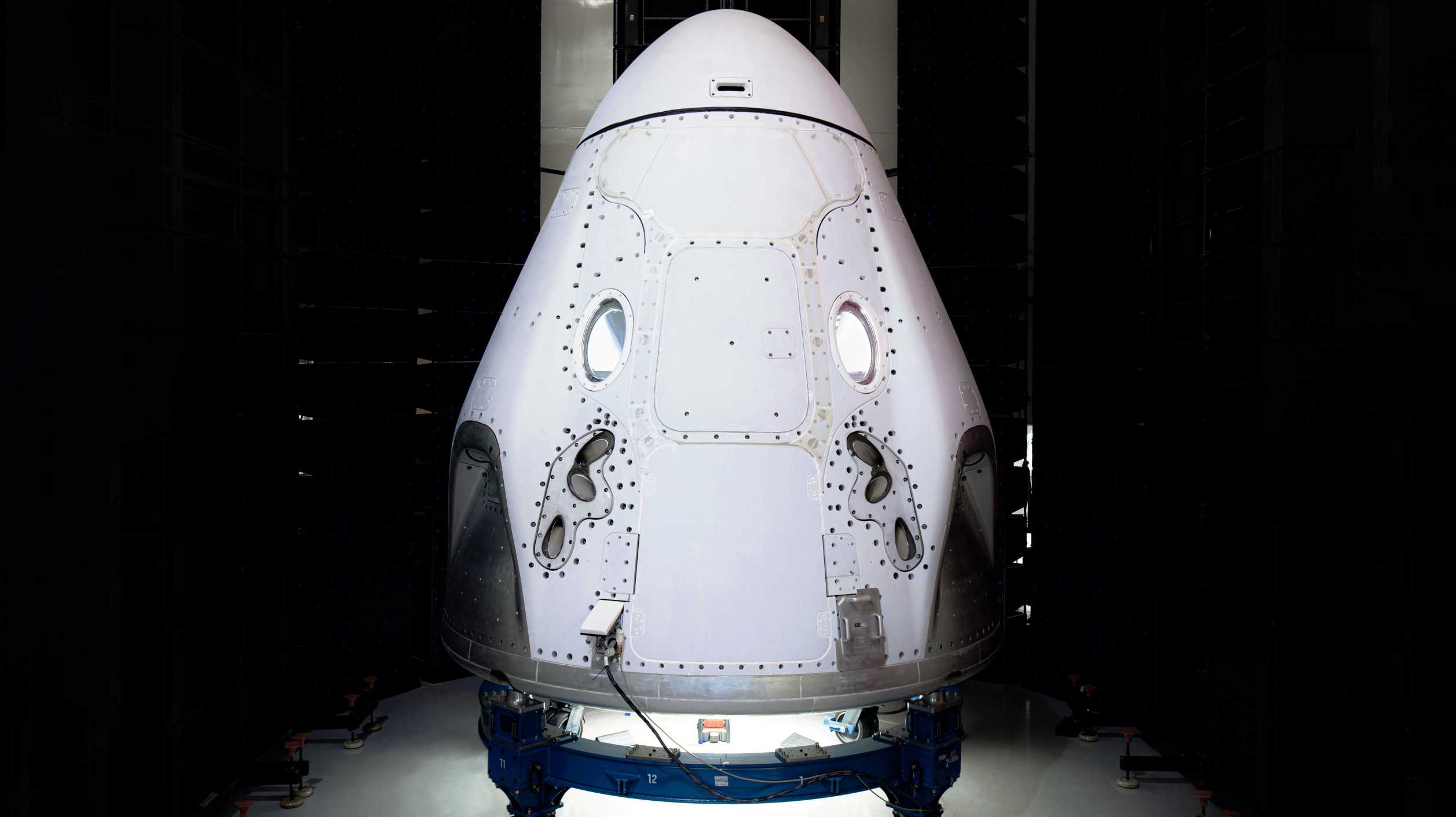 View Spacex Dragon 1 Logo Background