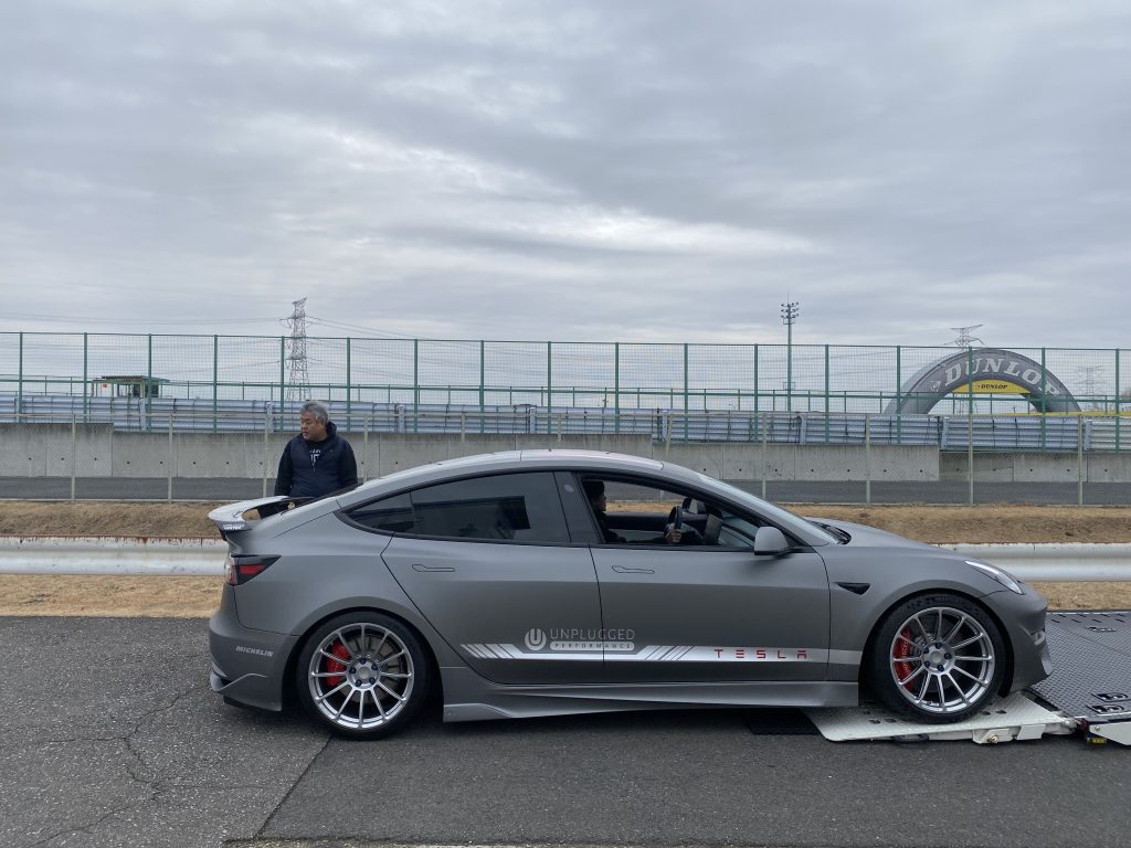 model 3 unplugged performance aero kit