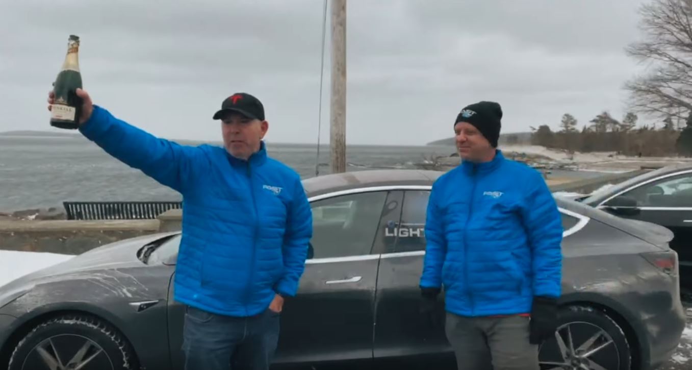 Tesla Model 3 Performance – Canada Coast-To-Coast Drive