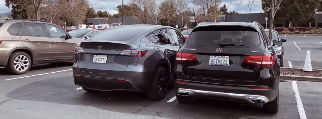 Tesla Model Y side-by-side with Mercedes SUV highlights crossover's ...