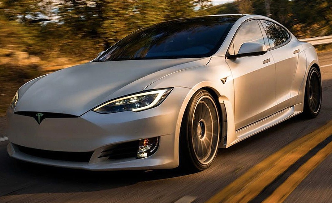 uitroepen Plantkunde Schelden Tesla Model S Performance hailed as one of Best Modern Muscle Cars in the  world