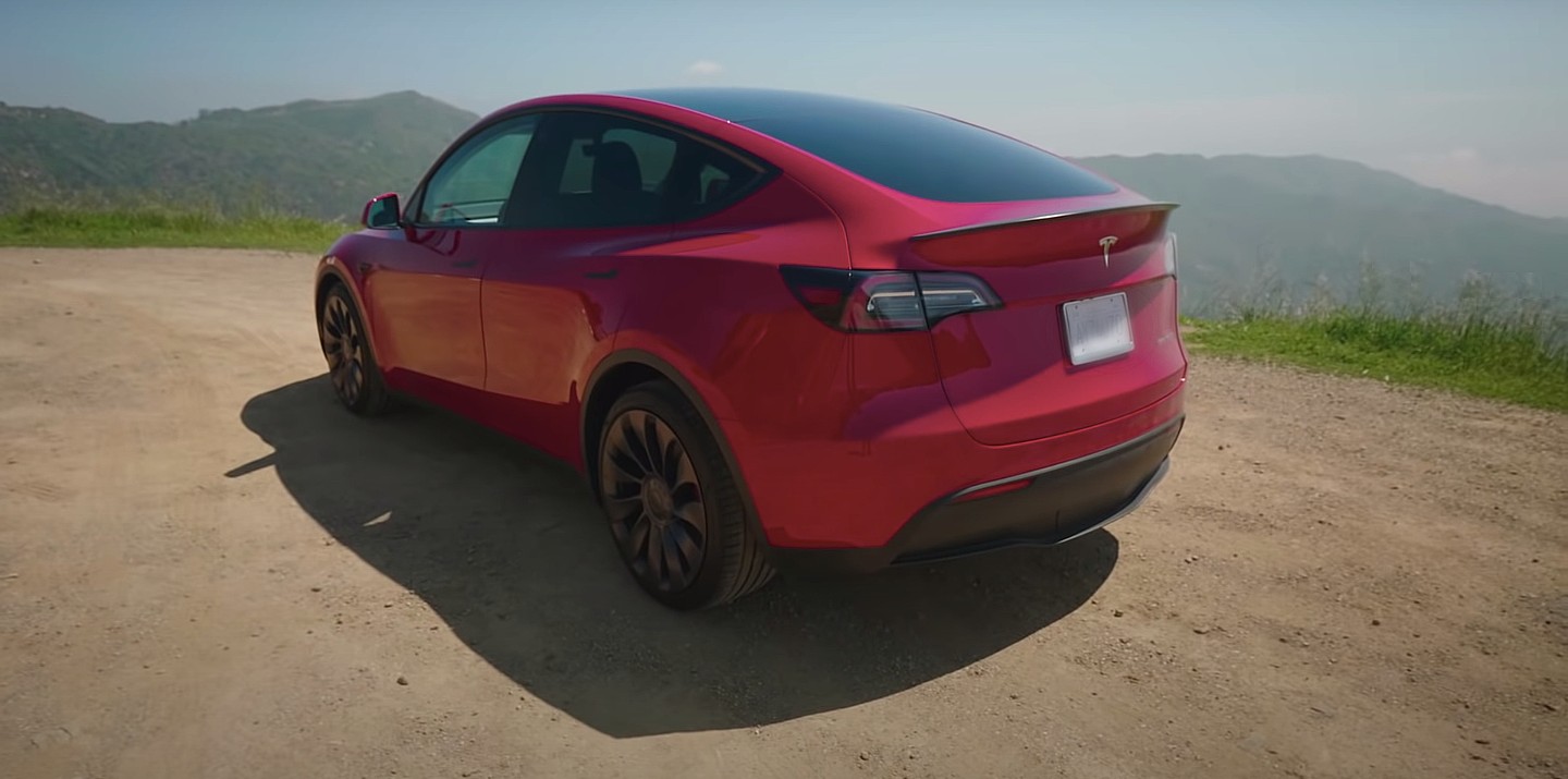 Which Tesla Model Y flavor is best for you? Performance vs. Long Range