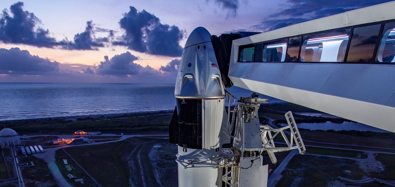 https://www.teslarati.com/wp-content/uploads/2020/05/Crew-Dragon-C206-F9-B1058-Demo-2-39A-052320-SpaceX-1-crop.jpeg