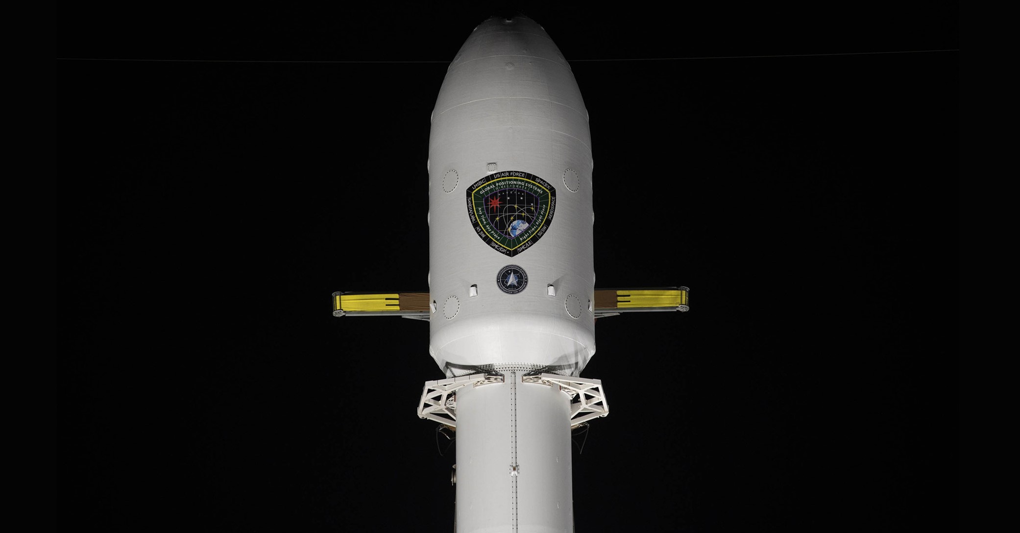 GPS III SV03 Falcon 9 B1060 LC-40 062930 (SpaceX) vertical 2 crop