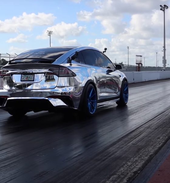 Tesla Model X sets 1/4 mile record (Credit: Drag Times via YouTube)