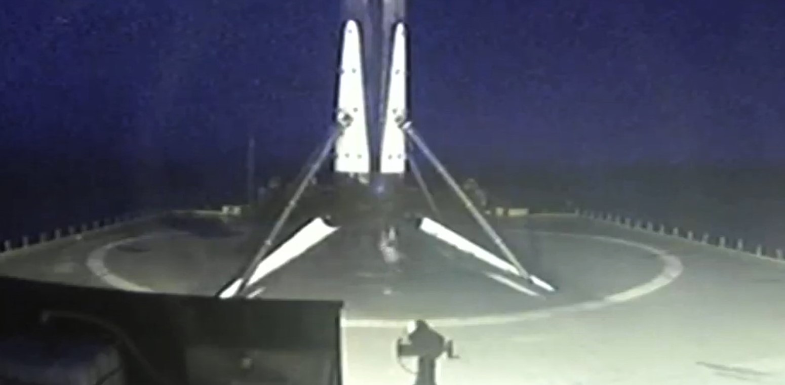 Starlink-9 BlackSky Falcon 9 B1051 080720 webcast (SpaceX) landing 2