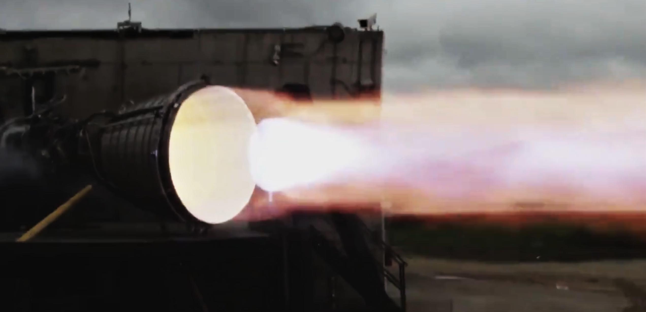 Raptor Vacuum SN0x static fire 092420 (SpaceX) 3 crop 1 (c)
