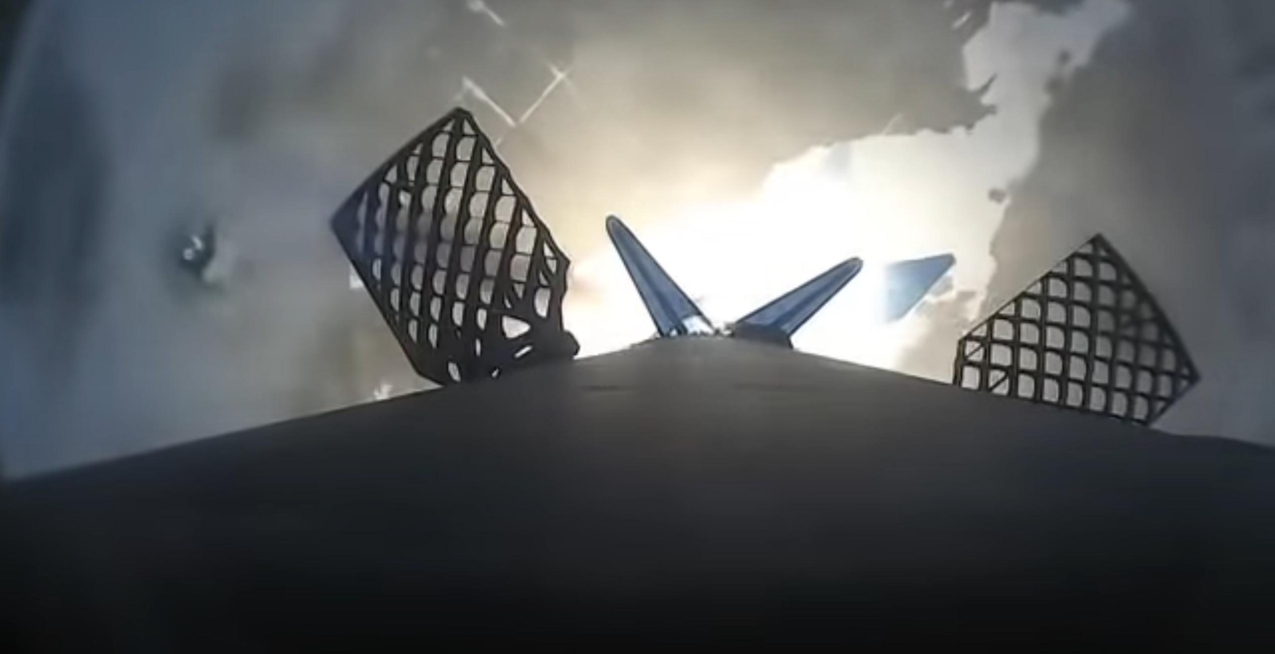 SAOCOM 1B Falcon 9 B1059 LC-40 webcast (SpaceX) landing 6 (c)