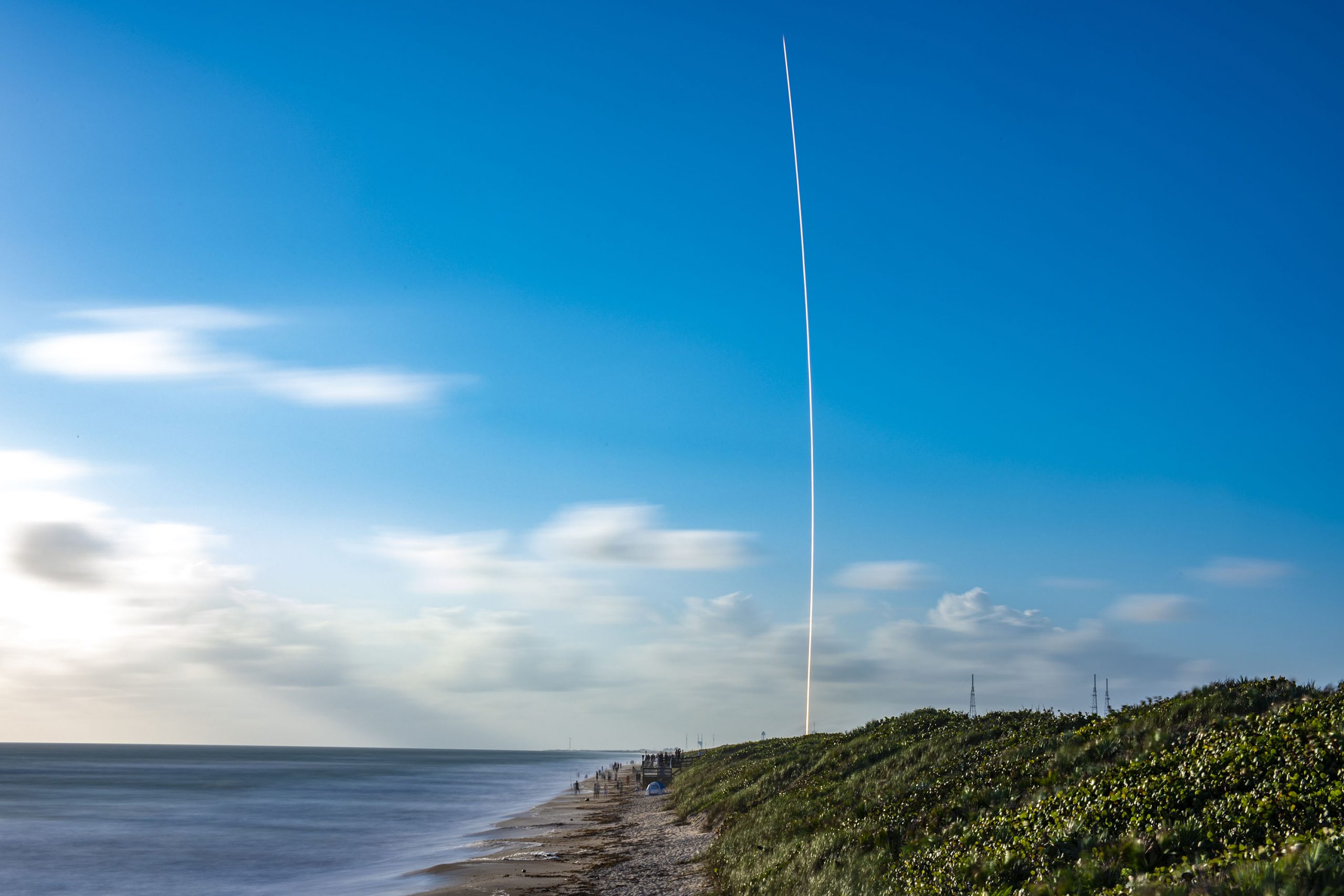 Falcon 9 B1051 Starlink-13 39A 101820 (SpaceX) launch 2