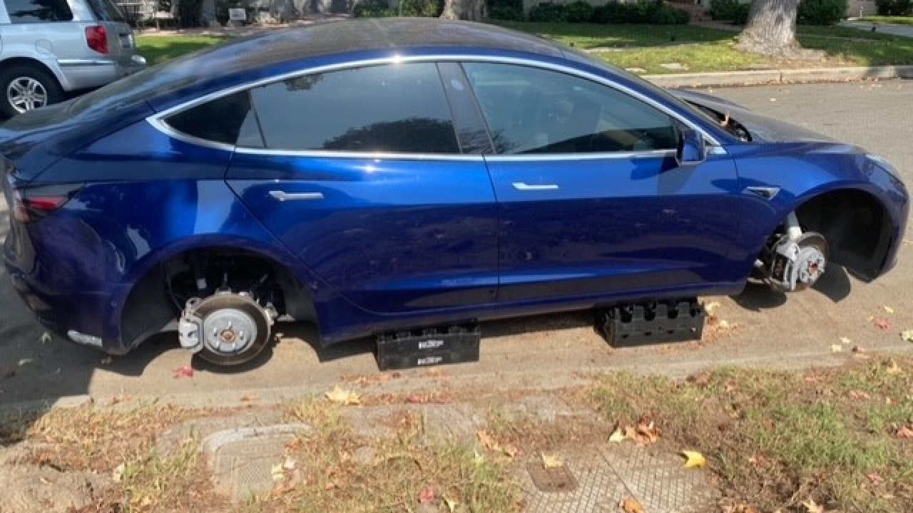 owners warned tires and rims are high-value theft targets: LAPD