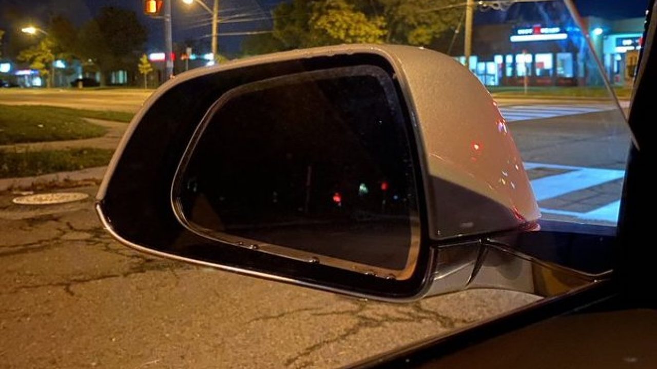 Model 3 auto store dimming side mirror