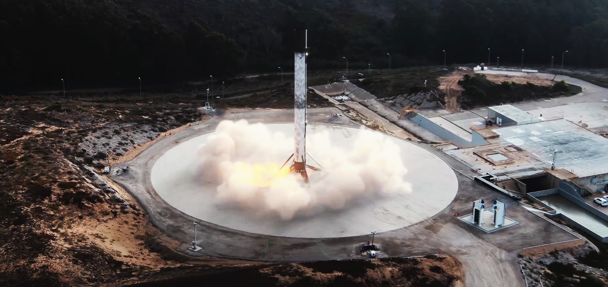 Sentinel 6A Falcon 9 SLC-4E launch animation (SpaceX) landing 4 crop