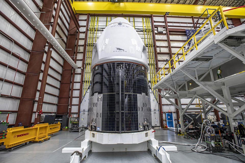 SpaceX NASA Crew 1 Dragon Resilience HIF - Auto Recent