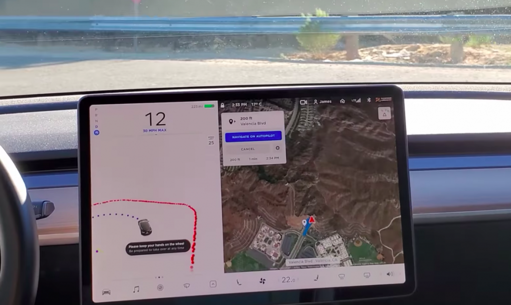 Tesla FSD beta performs smooth 180-degree forced turn in real-world test