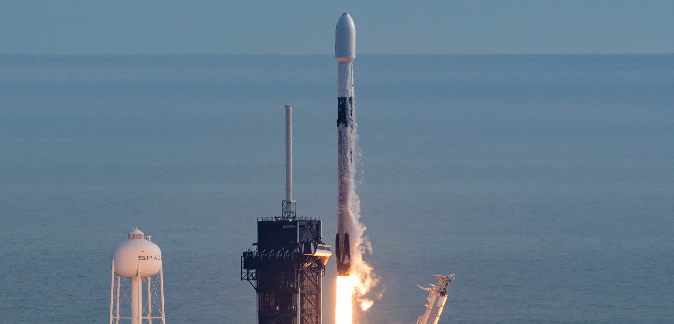 NROL-108 Falcon 9 B1059 Pad 39A 121920 (SpaceX) launch 2 crop