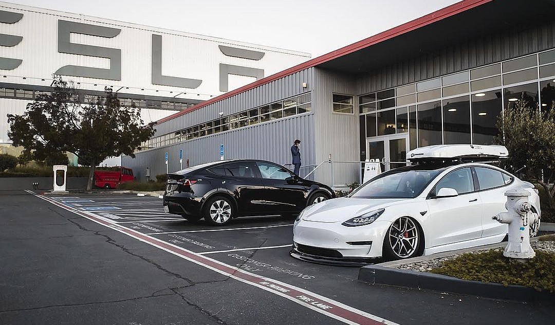 Tesla to gain edge as NHTSA increases fines for fuel economy standard violations Auto Recent