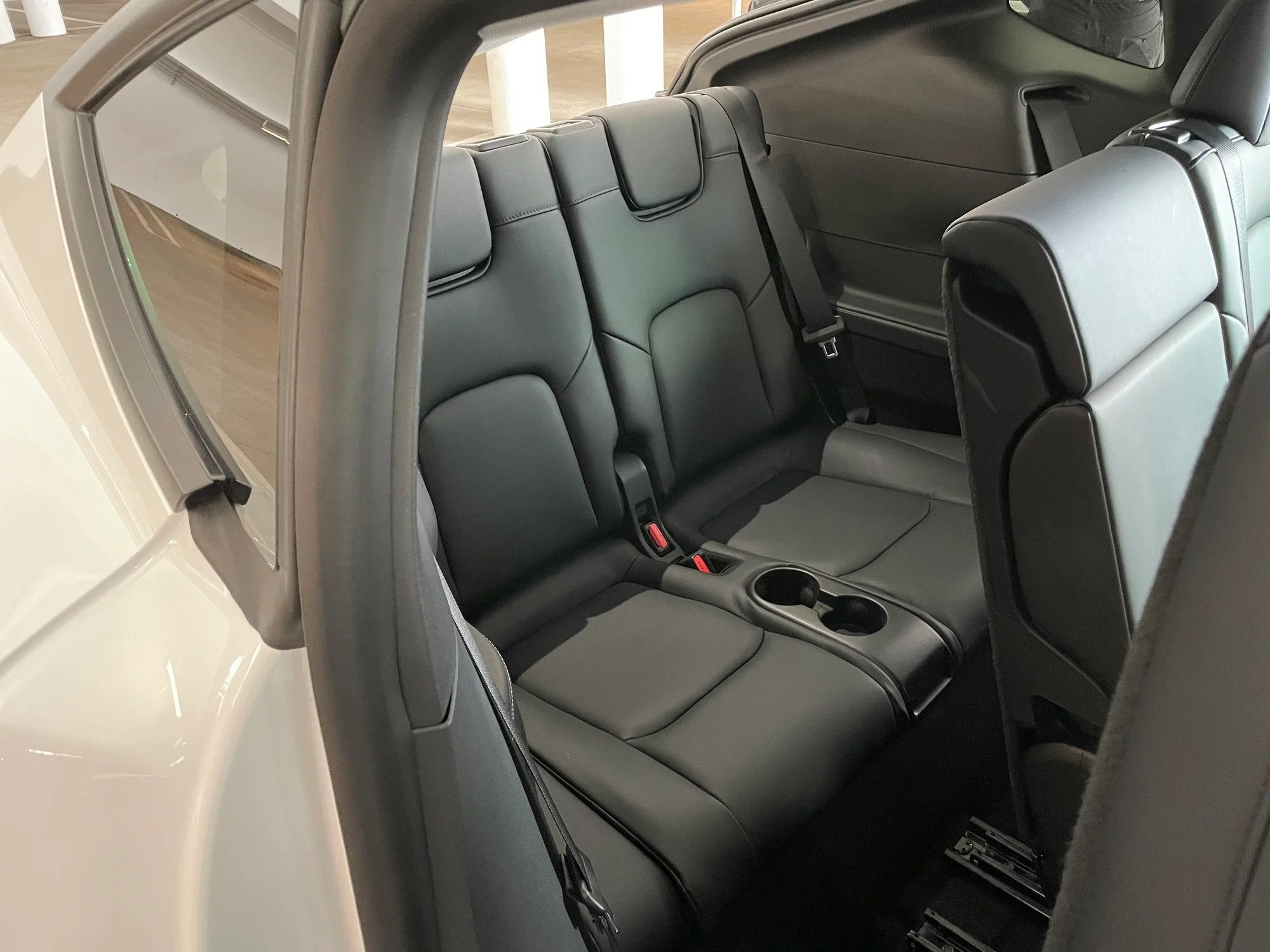 tesla model y 7 seats