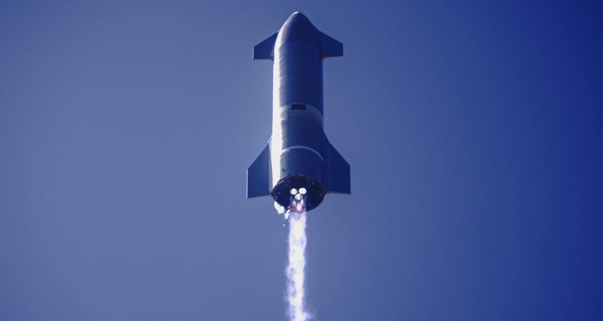 Starship SN9 launch (SpaceX) ascent 1 crop (c)