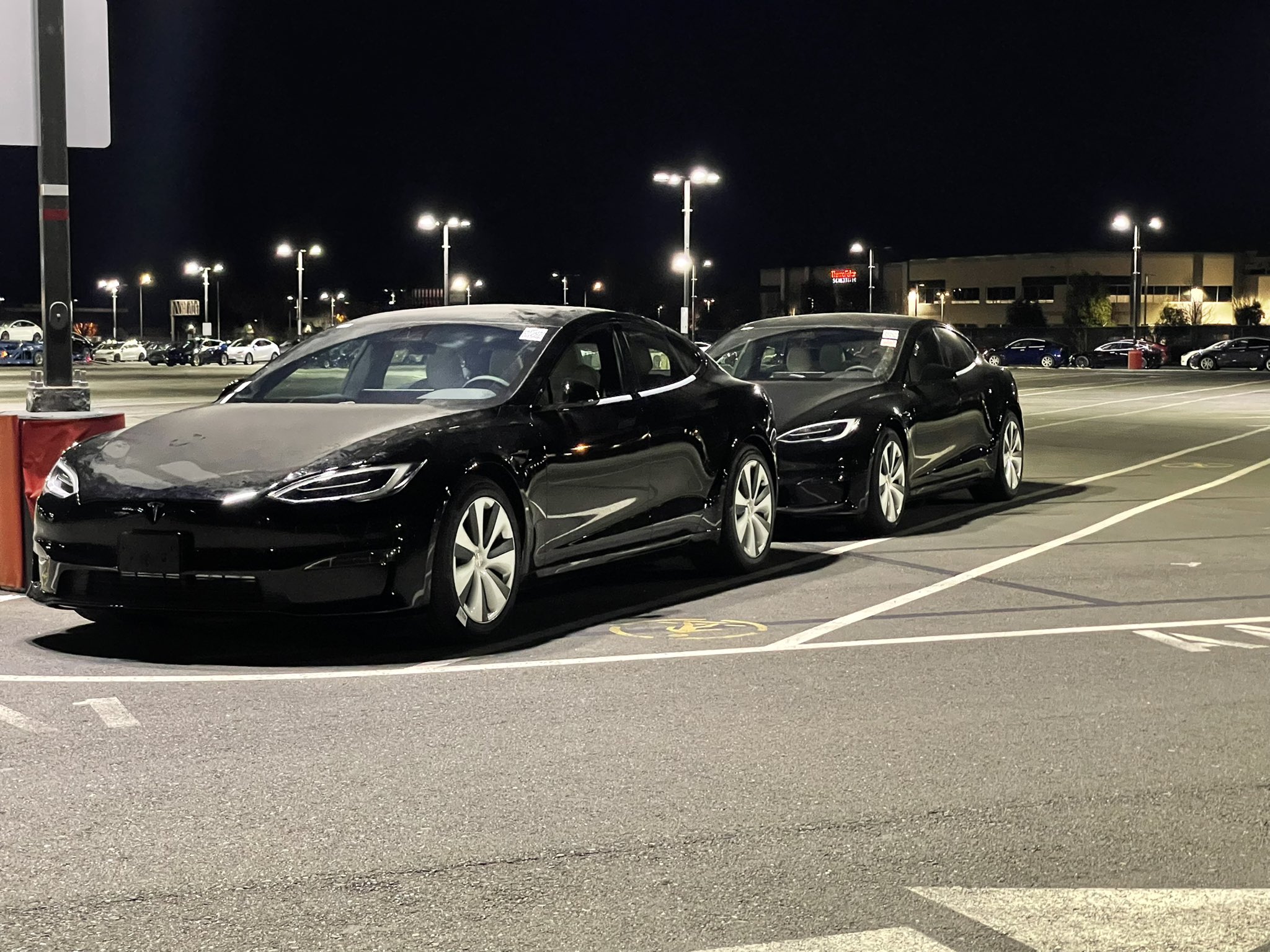 Tesla packs higher-end Model S and X features into Model 3 refresh