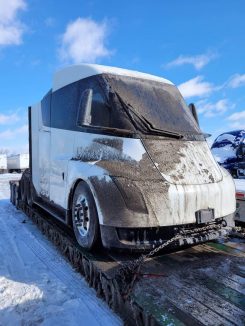 tesla-semi-2e