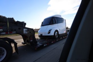 tesla-semi-white-1