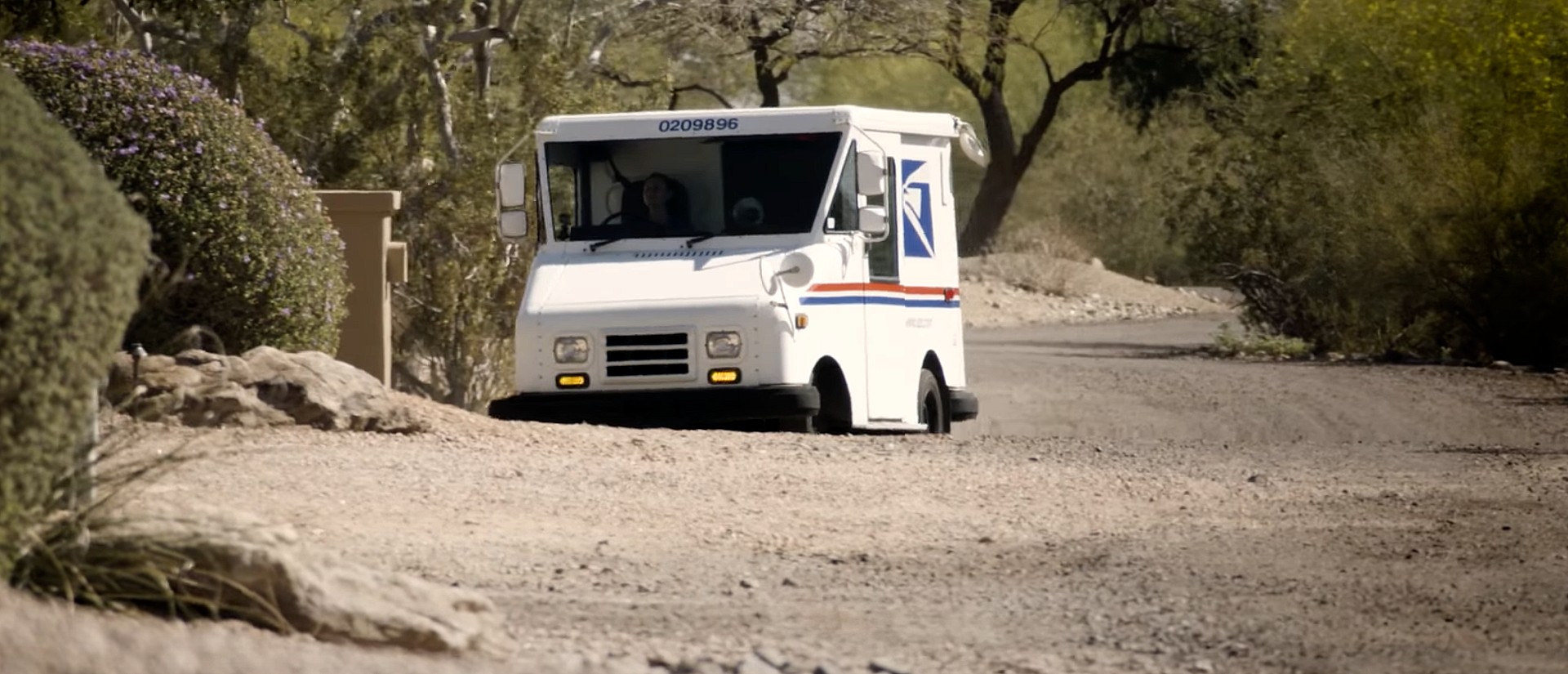 U.S. Postal Service starts nationwide electric vehicle fleet