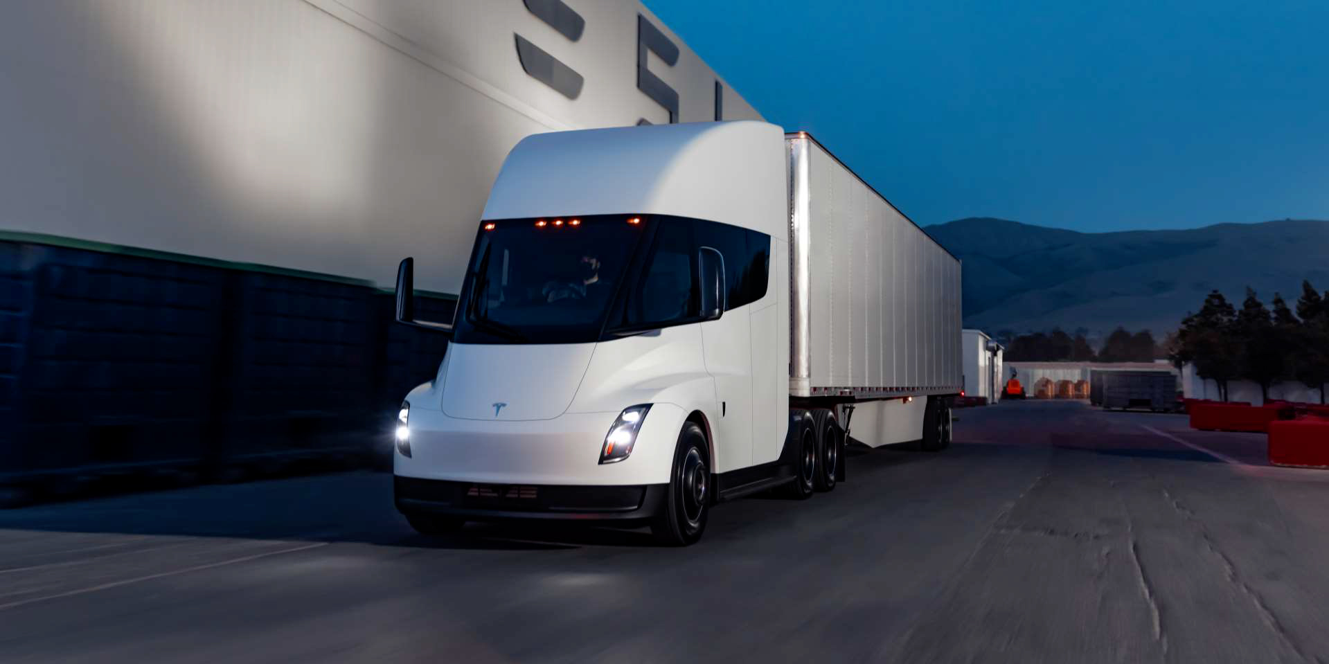 Q1-2021-slides-Tesla-Semi-testing-1.jpg