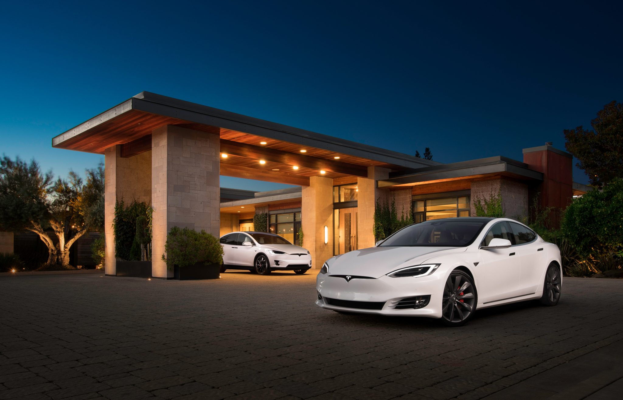 Tesla nabs three brand loyalty awards, revealing EV maker’s growing