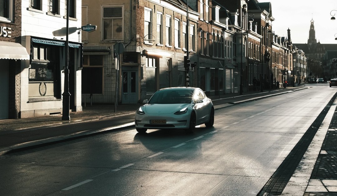 Tesla Model 3 RWD Long Range Cargo-Einheiten in Deutschland gesichtet