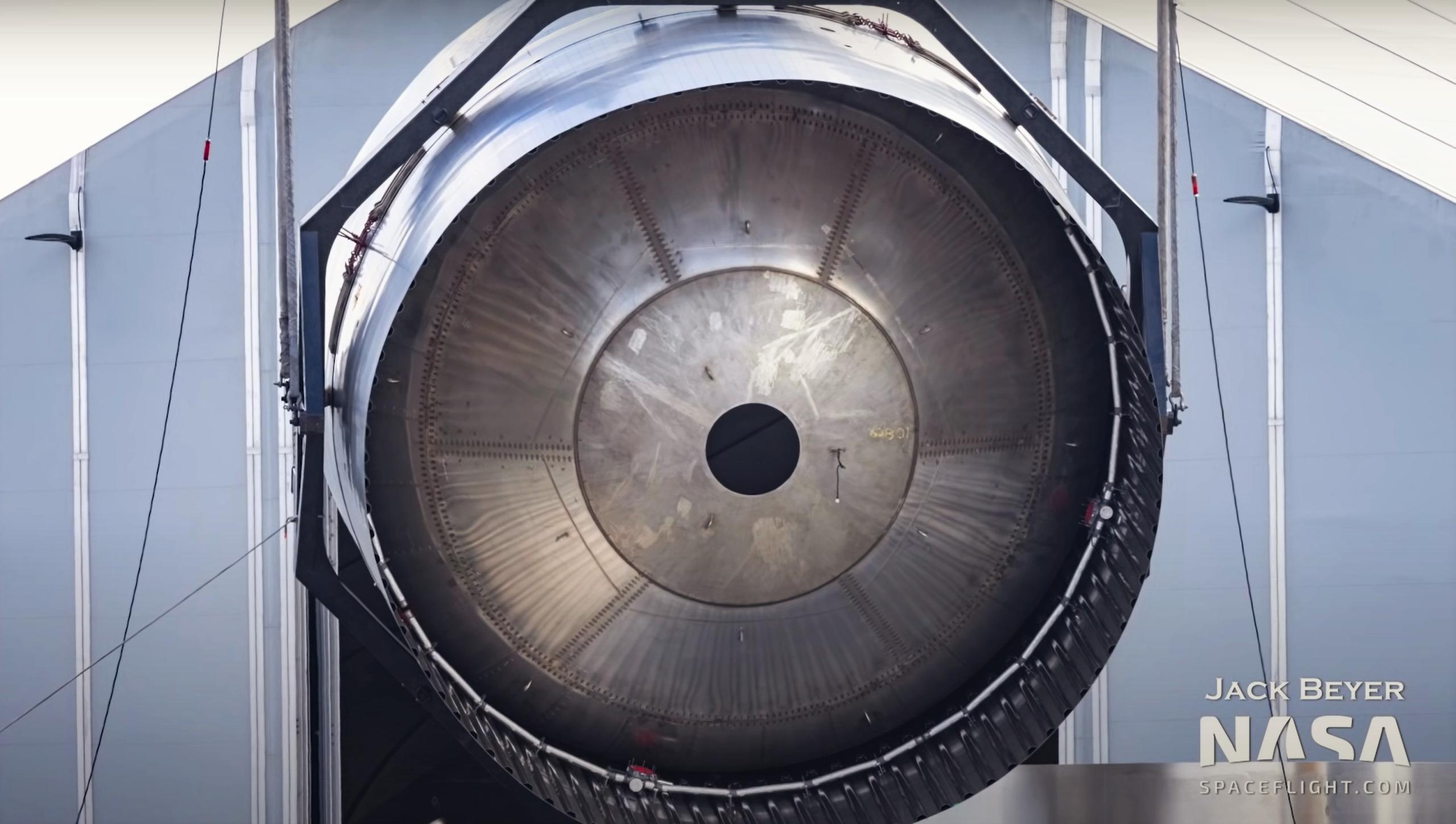 SpaceX starts stacking Starship's first orbital-class Super Heavy booster