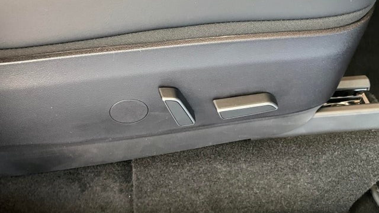 Elon Musk explains Tesla s lumbar support removal price increases