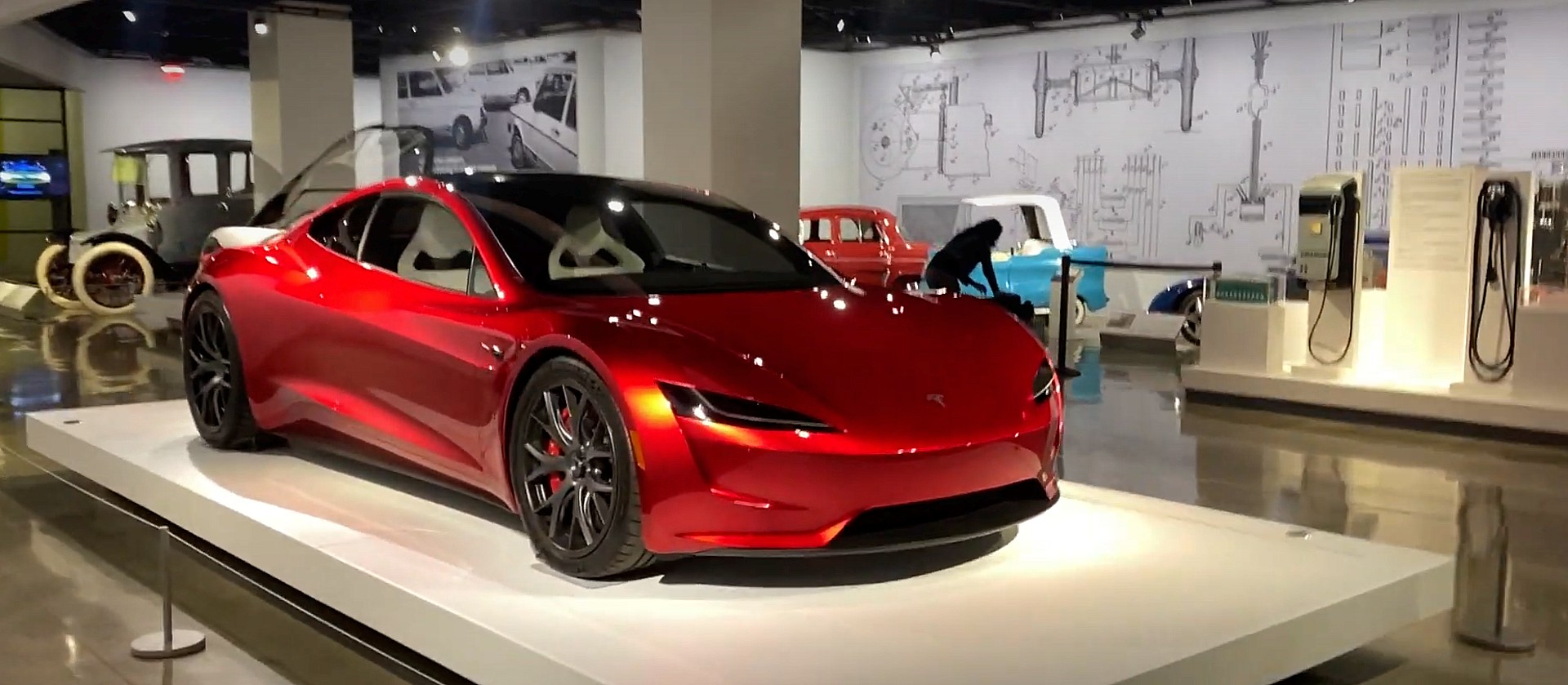Tesla Roadster, Cybertruck set to return to Petersen Auto Museum in new company exhibit Auto Recent