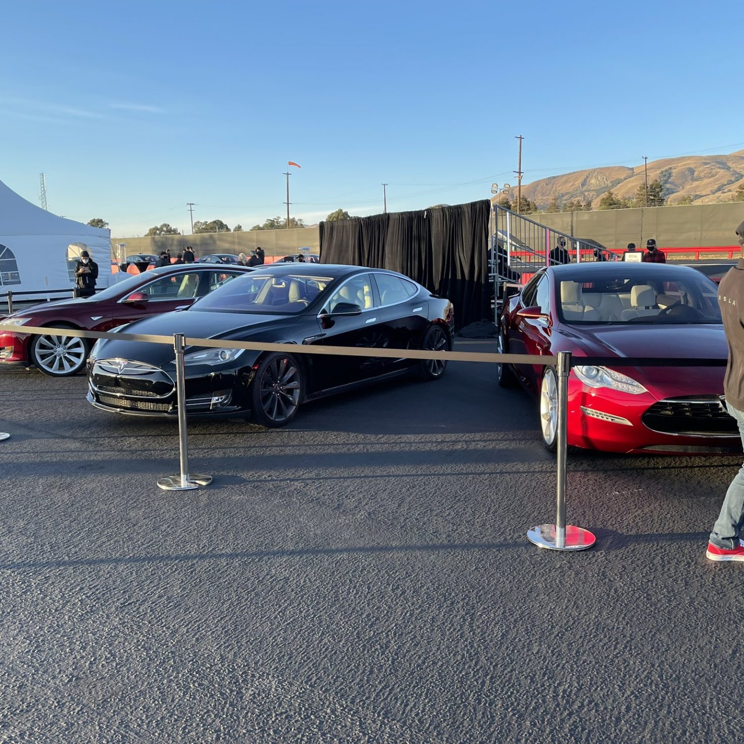 Tesla Model S Plaid with "practically alien" tech ...
