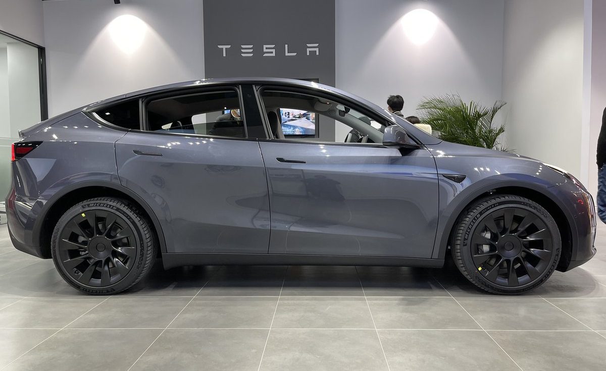 Tesla launches a slightly updated Model Y in China